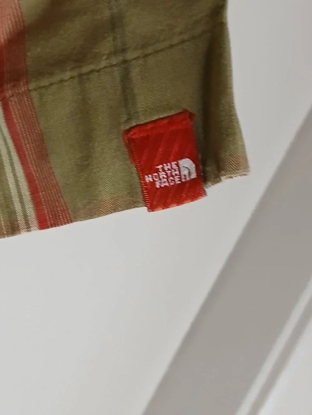 The North Face Men's Medium Short Sleeve Tan Red Plaid Cotton Shirt (1148J)